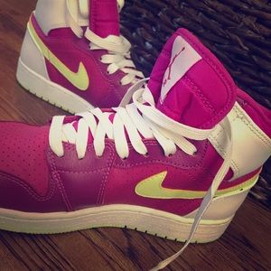 Nike Air Jordan Pink